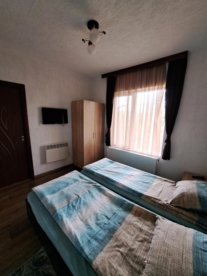 Вила Слънчев Бряг Dospat Esterno foto